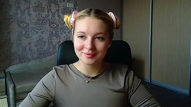 Milka kiss  online show from May 2026 11:42:02 AM