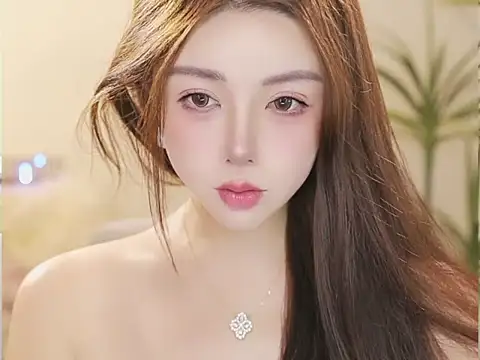 Snapshot of Qiaoqiao_ chatting on May 2026 03:17:02 PM Qiaoqiao online show from May 2026 03:17:02 PM