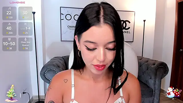 zoee jackson online show from December 2024 09:52:01 PM