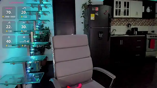 Snapshot of K--E chatting on December 2024 11:51:01 PM K--E online show from December 2024 11:51:01 PM