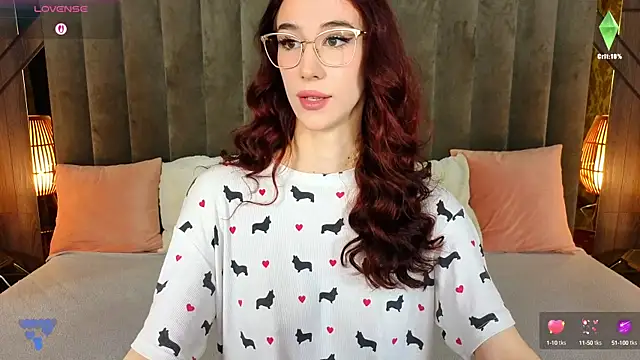 Snapshot of Evelyn_Rush chatting on October 2025 03:29:01 PM Evelyn Rush online show from October 2025 03:29:01 PM