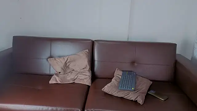 Mariana Lu online show from February 2026 09:48:02 AM