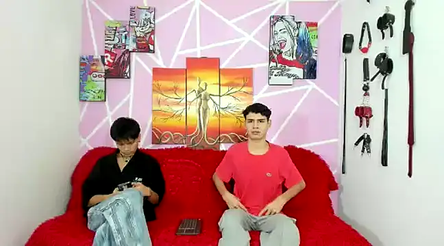 Fresahot2005 online show from December 2024 08:05:02 PM