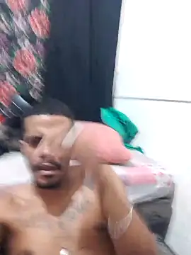 Srdan28 online show from April 2026 04:04:02 AM