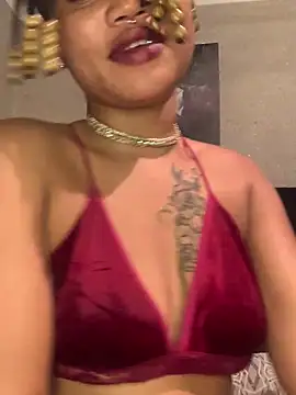 Snapshot of cardibabe chatting on February 2025 12:43:02 AM cardibabe online show from February 2025 12:43:02 AM