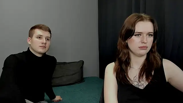 Pinku kitsune online show from December 2024 04:19:01 PM