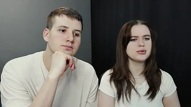 Pinku kitsune online show from February 2025 11:41:02 PM