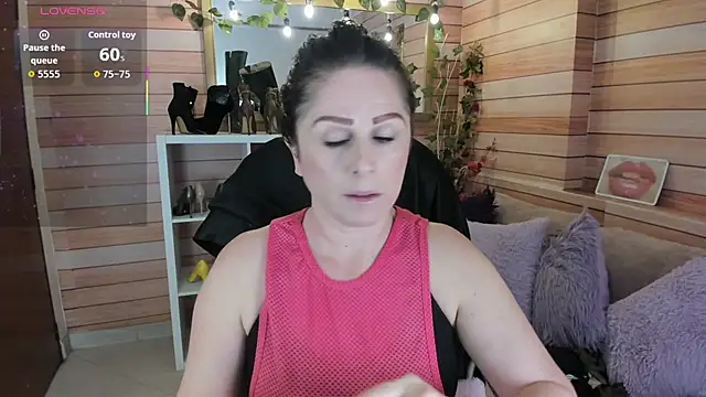 Victoria collins 1 online show from February 2026 11:19:01 AM