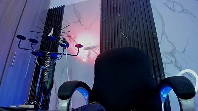 ALICEPOIXXXON online show from April 2026 12:22:02 AM