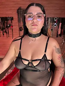 Snapshot of yey_bdsm chatting on June 2026 03:39:02 PM yey bdsm online show from June 2026 03:39:02 PM
