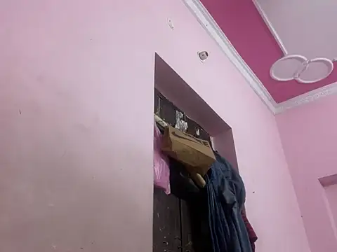 Snapshot of princeraj42 chatting on March 2025 06:20:02 PM princeraj42 online show from March 2025 06:20:02 PM