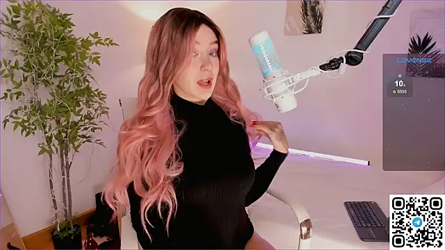 AngelPaull online show from October 2025 08:11:02 PM