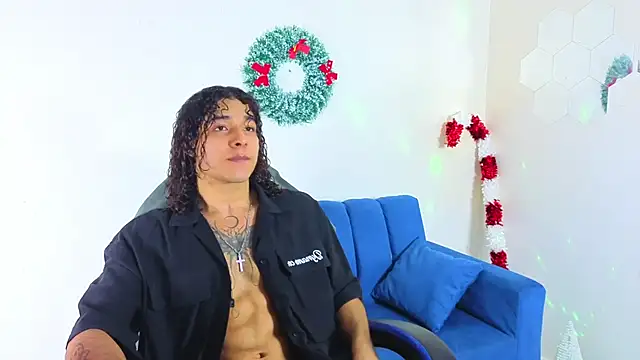 Snapshot of Demitryo chatting on November 2025 03:07:01 AM Demitryo online show from November 2025 03:07:01 AM