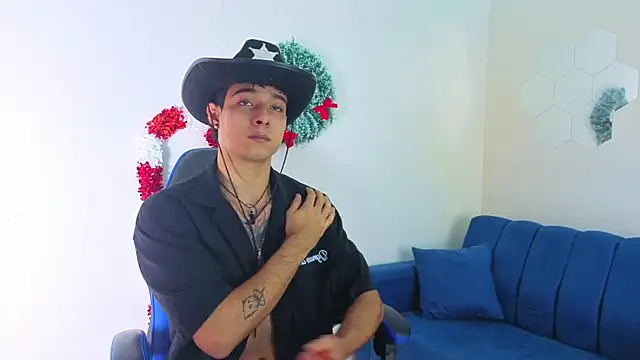 Snapshot of Demitryo chatting on December 2025 04:20:03 AM Demitryo online show from December 2025 04:20:03 AM