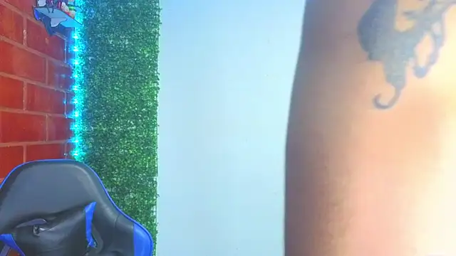 Demitryo online show from March 2026 06:09:01 AM