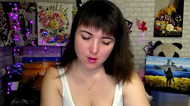 Darina M  online show from November 2025 04:27:01 AM