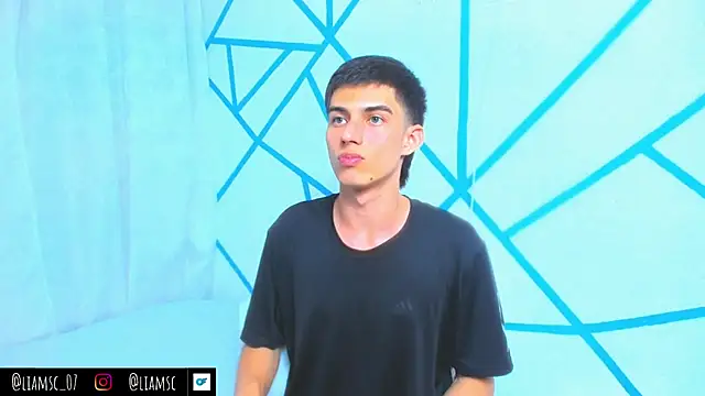 liam scott77 online show from October 2025 09:48:02 PM