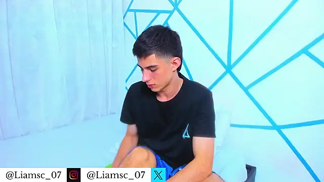 liam scott77 online show from November 2025 12:46:02 AM