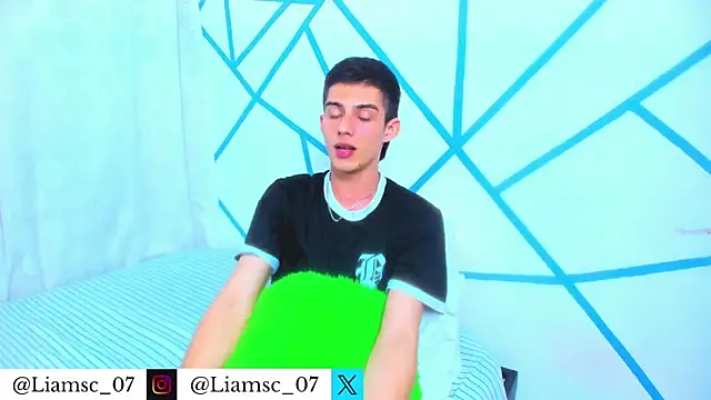 liam scott77 online show from January 2026 04:26:01 AM