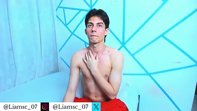 Snapshot of liam_scott77 chatting on July 2026 05:34:01 AM liam scott77 online show from July 2026 05:34:01 AM