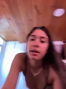 Barbielatinas online show from December 2025 06:34:01 PM