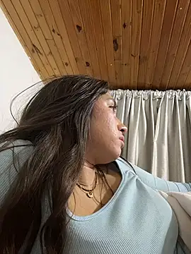 Barbielatinas online show from December 2025 03:45:02 AM