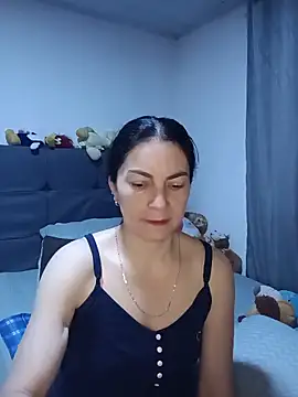 renata hot1 online show from May 2026 10:50:01 PM