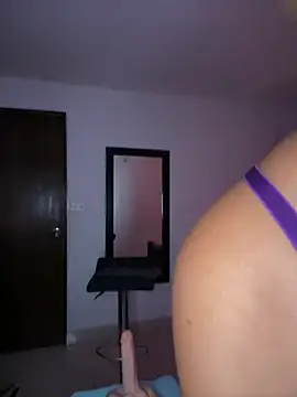 cristina1800 online show from March 2026 04:29:02 AM