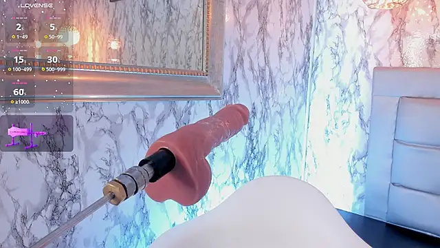 Snapshot of LYEN_RAE chatting on December 2024 11:57:01 PM LYEN RAE online show from December 2024 11:57:01 PM