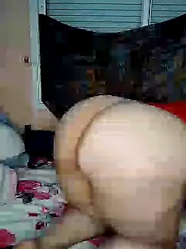 Snapshot of julia_julia02 chatting on January 2025 10:28:01 PM julia julia02 online show from January 2025 10:28:01 PM