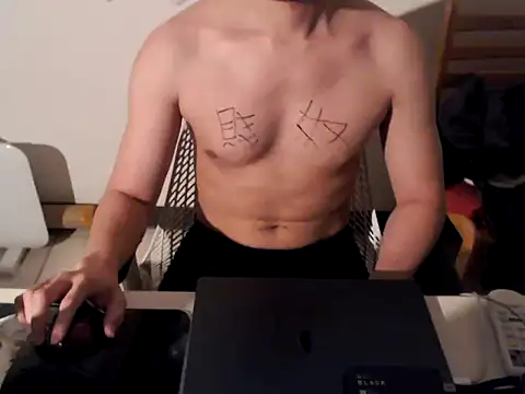 TheDarkPrixBoy online show from April 2026 04:33:02 PM