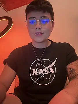 Ashley Chriss online show from January 2025 05:28:02 AM