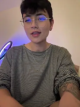 Ashley Chriss online show from March 2025 02:05:02 AM