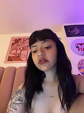 Ashley Chriss online show from November 2025 02:23:01 AM