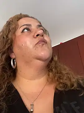 nathylovexx online show from February 2025 08:42:01 PM