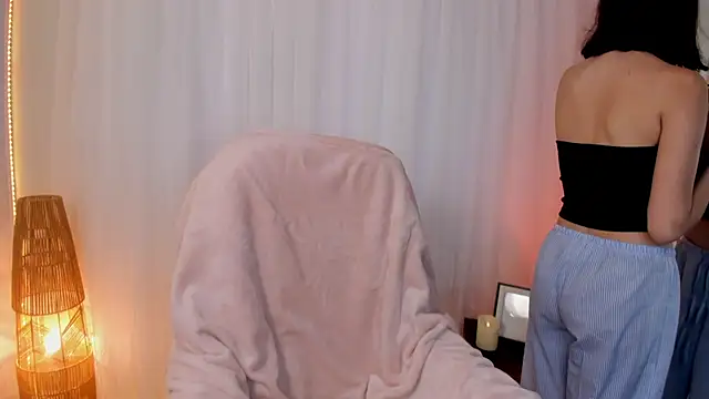 Catyloves online show from May 2026 09:23:02 PM