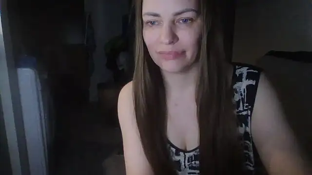 Snapshot of AnnaDiamond1 chatting on May 2026 08:47:02 PM AnnaDiamond1 online show from May 2026 08:47:02 PM