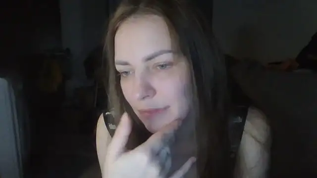 Snapshot of AnnaDiamond1 chatting on May 2026 08:38:02 PM AnnaDiamond1 online show from May 2026 08:38:02 PM