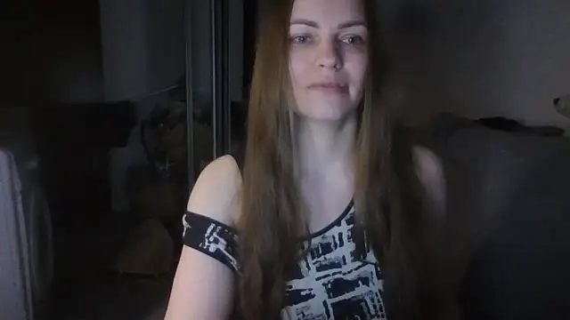 Snapshot of AnnaDiamond1 chatting on May 2026 08:58:01 PM AnnaDiamond1 online show from May 2026 08:58:01 PM