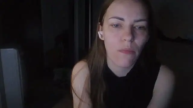 Snapshot of AnnaDiamond1 chatting on May 2026 12:52:02 AM AnnaDiamond1 online show from May 2026 12:52:02 AM