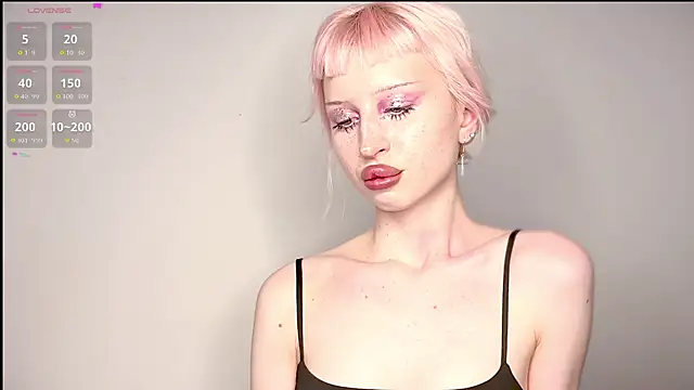 Snapshot of LinaEvans chatting on February 2026 07:29:01 PM LinaEvans online show from February 2026 07:29:01 PM