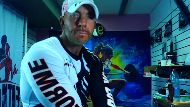 Snapshot of fabxxl chatting on January 2026 08:30:01 AM fabxxl online show from January 2026 08:30:01 AM