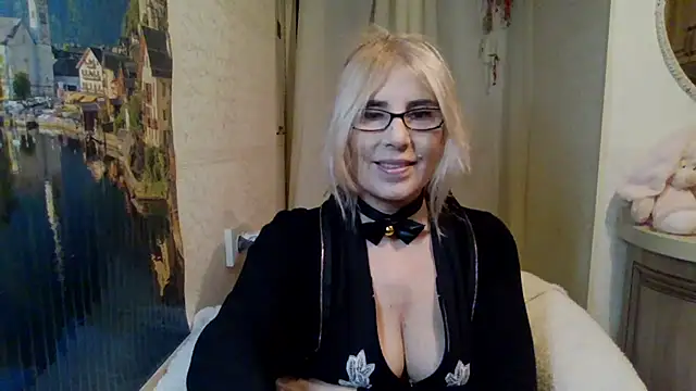 sweet raspberry online show from January 2025 03:26:01 PM