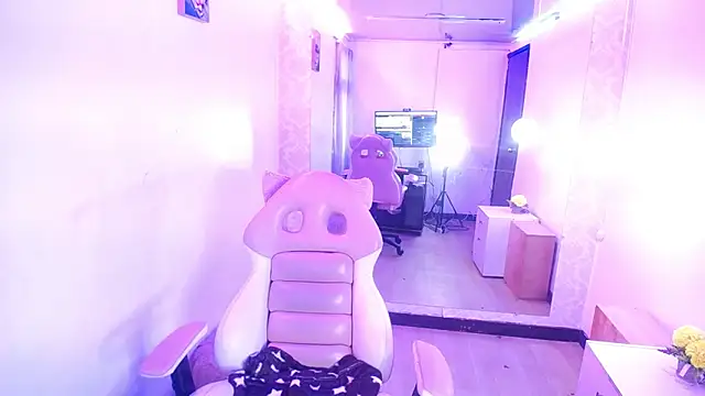 Snapshot of ailyn_miranda chatting on January 2025 10:37:01 PM ailyn miranda online show from January 2025 10:37:01 PM