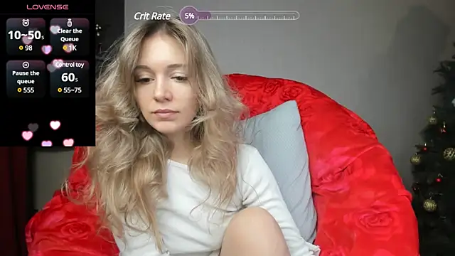 Snapshot of foxy_blond chatting on January 2025 09:19:02 AM foxy blond online show from January 2025 09:19:02 AM