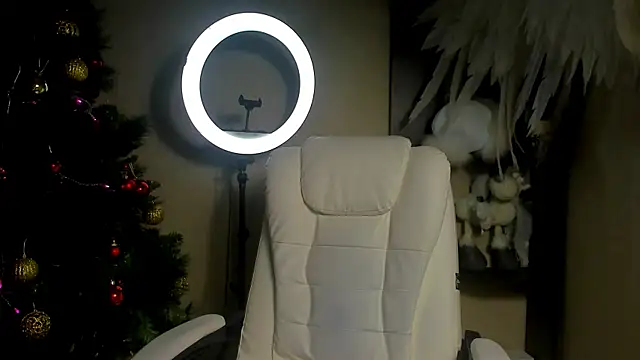 foxy blond online show from December 2025 12:39:02 AM