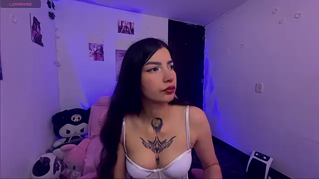 Snapshot of cami_mila9 chatting on June 2026 11:54:02 AM cami mila9 online show from June 2026 11:54:02 AM