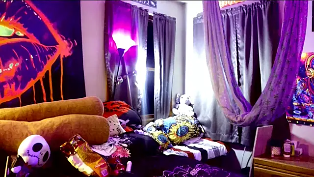 KRYZTALYNXXX online show from February 2025 04:39:01 AM