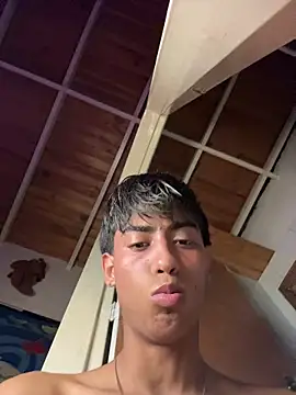 Mauuu18 online show from May 2026 11:23:04 PM