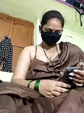 Snapshot of Kashish_18 chatting on April 2026 12:08:02 PM Kashish 18 online show from April 2026 12:08:02 PM